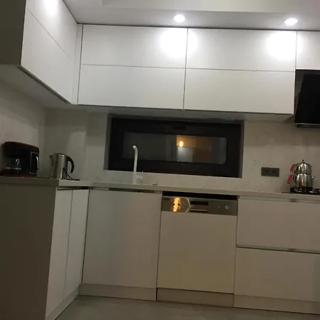 Mustakil Havuzlu Villa Çeşme